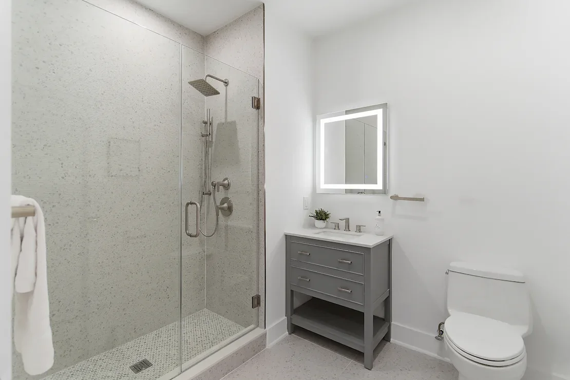 Luxe at Westfield Station modern apartment bathroom
