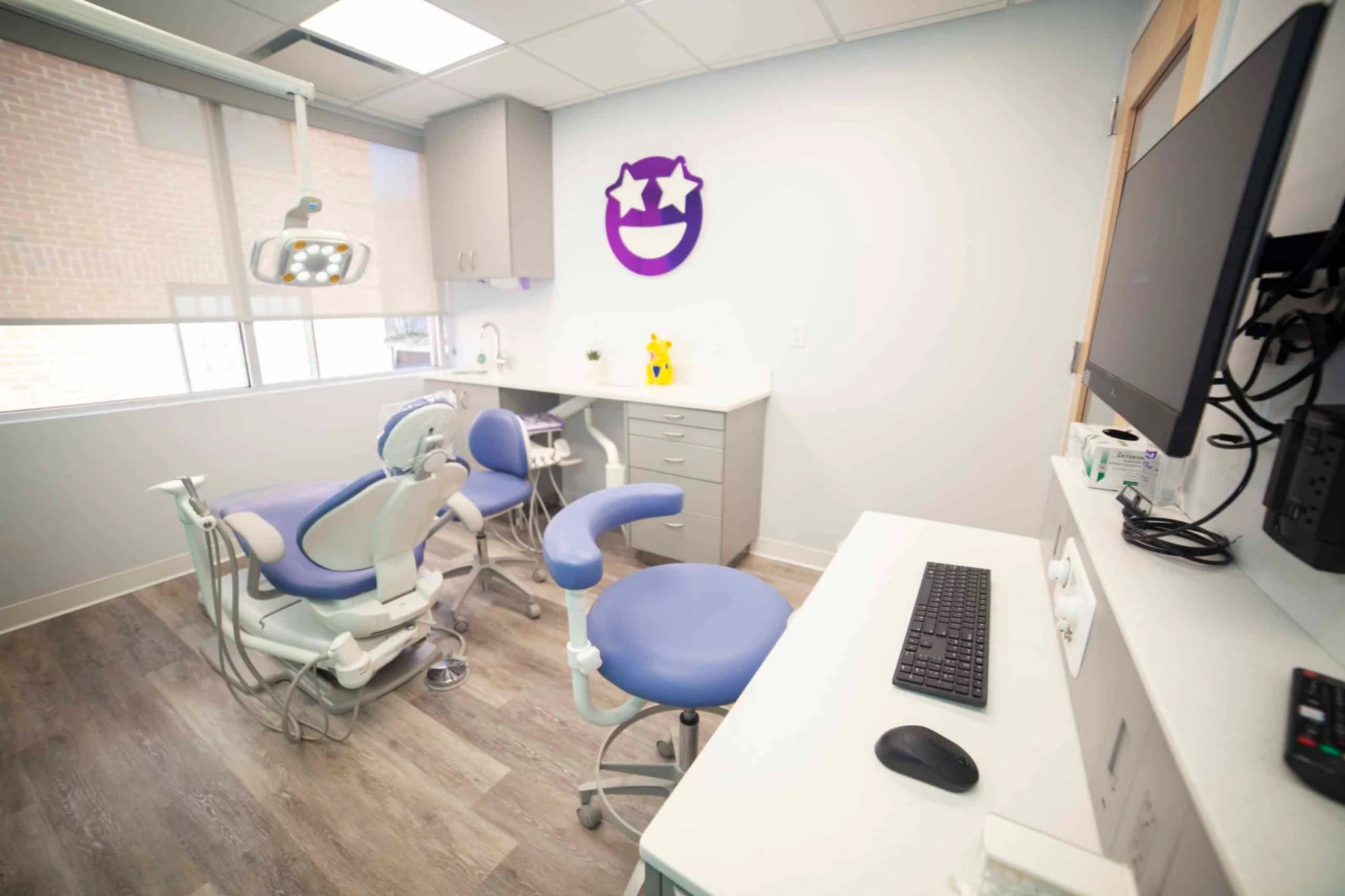 North Shore Smiles pediatric dental treatment room